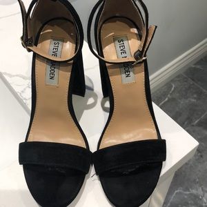Steve Madden black suede heels